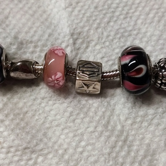 SOLD....Pandora bracelet - Picture 5 of 8